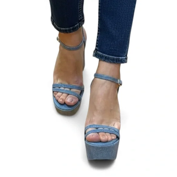 Denim Sandals NWT Gianni Bini Size 8 - Picture 2 of 7